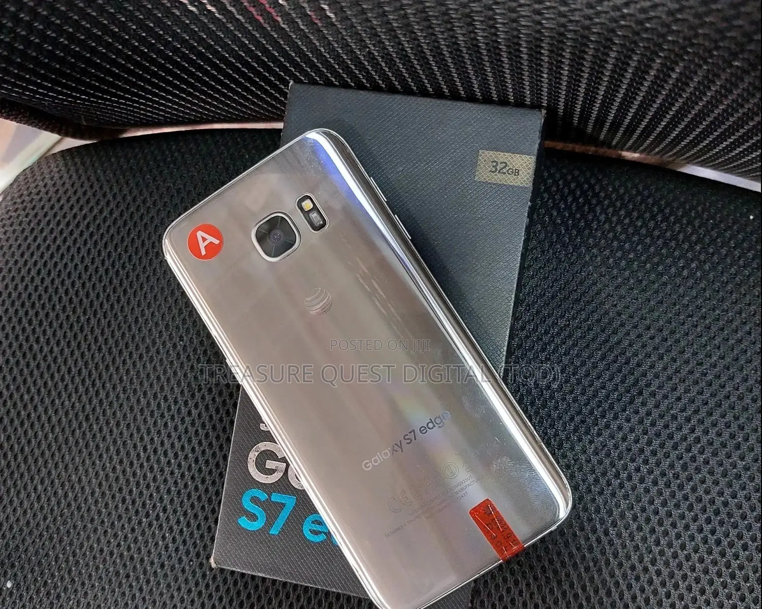 New Samsung Galaxy S7 edge 32 GB Silver