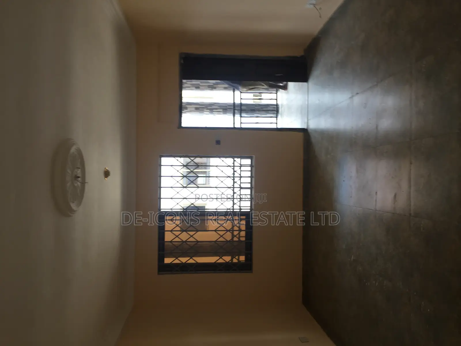 2bdrm Duplex in De-Icons Real, Ga South Municipal for rent