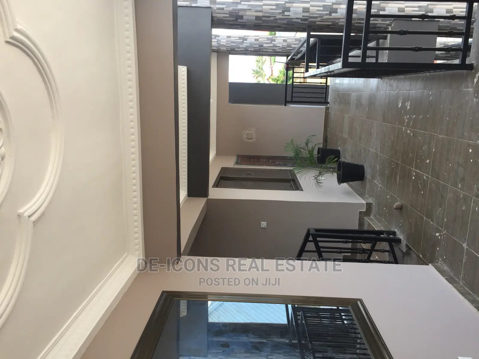 2bdrm Duplex in De-Icons Real, Ga South Municipal for rent