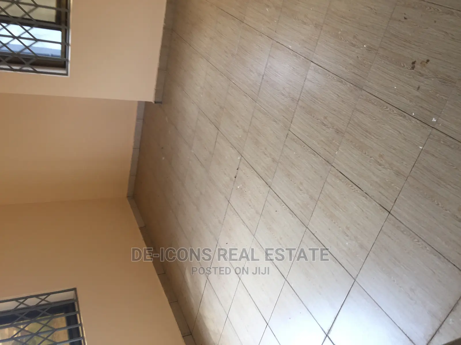 2bdrm Duplex in De-Icons Real, Ga South Municipal for rent