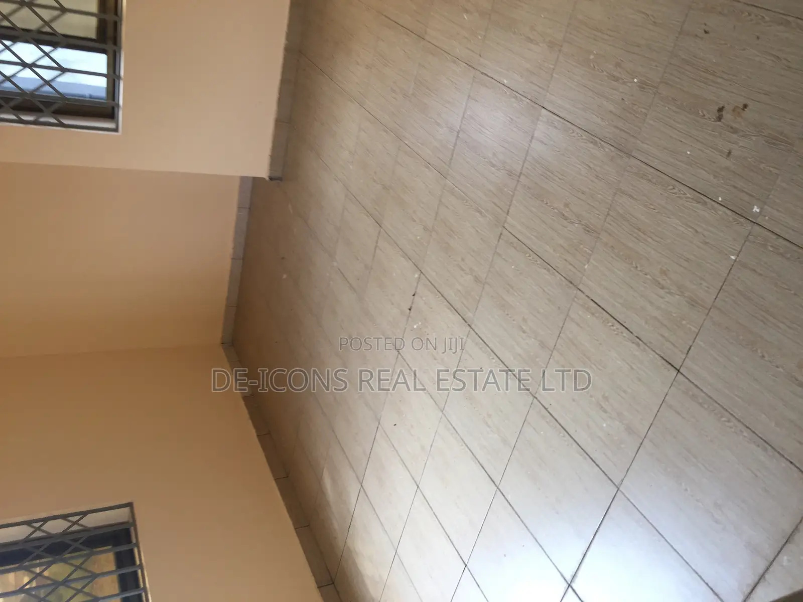 2bdrm Duplex in De-Icons Real, Ga South Municipal for rent
