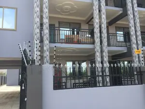 2bdrm Duplex in De-Icons Real, Ga South Municipal for rent