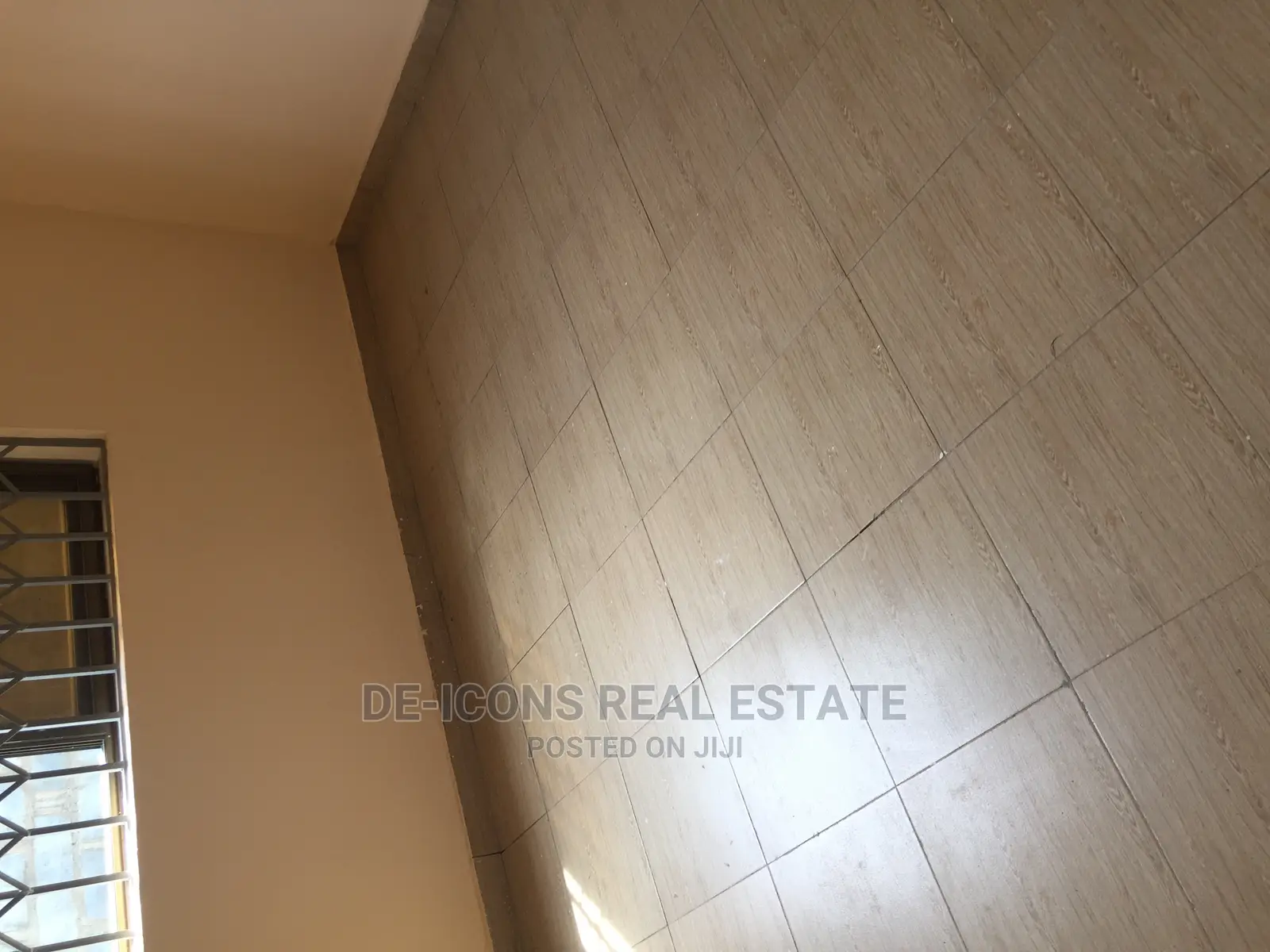 2bdrm Duplex in De-Icons Real, Ga South Municipal for rent