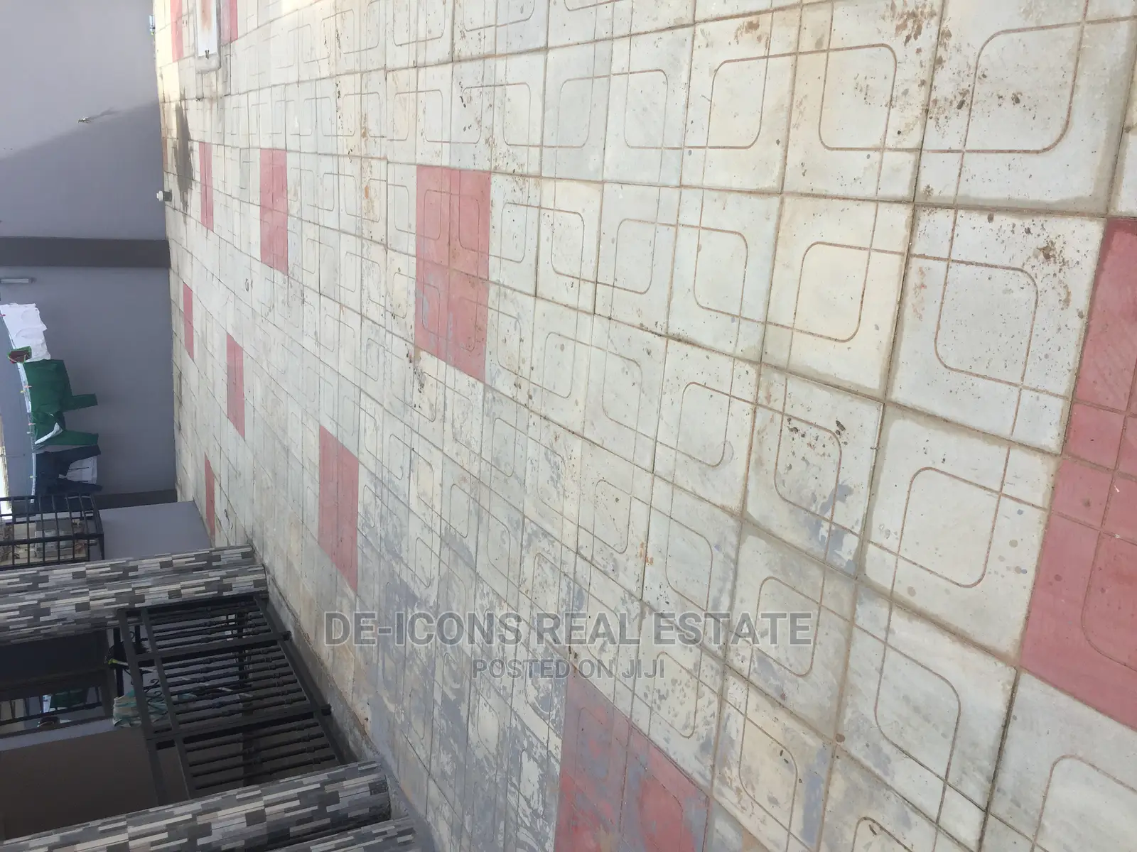 2bdrm Duplex in De-Icons Real, Ga South Municipal for rent
