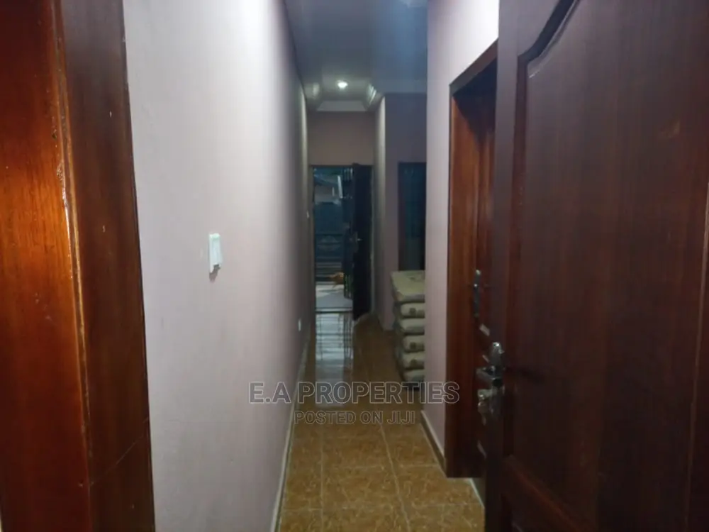 3bdrm Bedsitter in E a Properties, Boundary Road Area for Rent