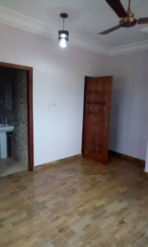 3bdrm Bedsitter in E a Properties, Boundary Road Area for Rent