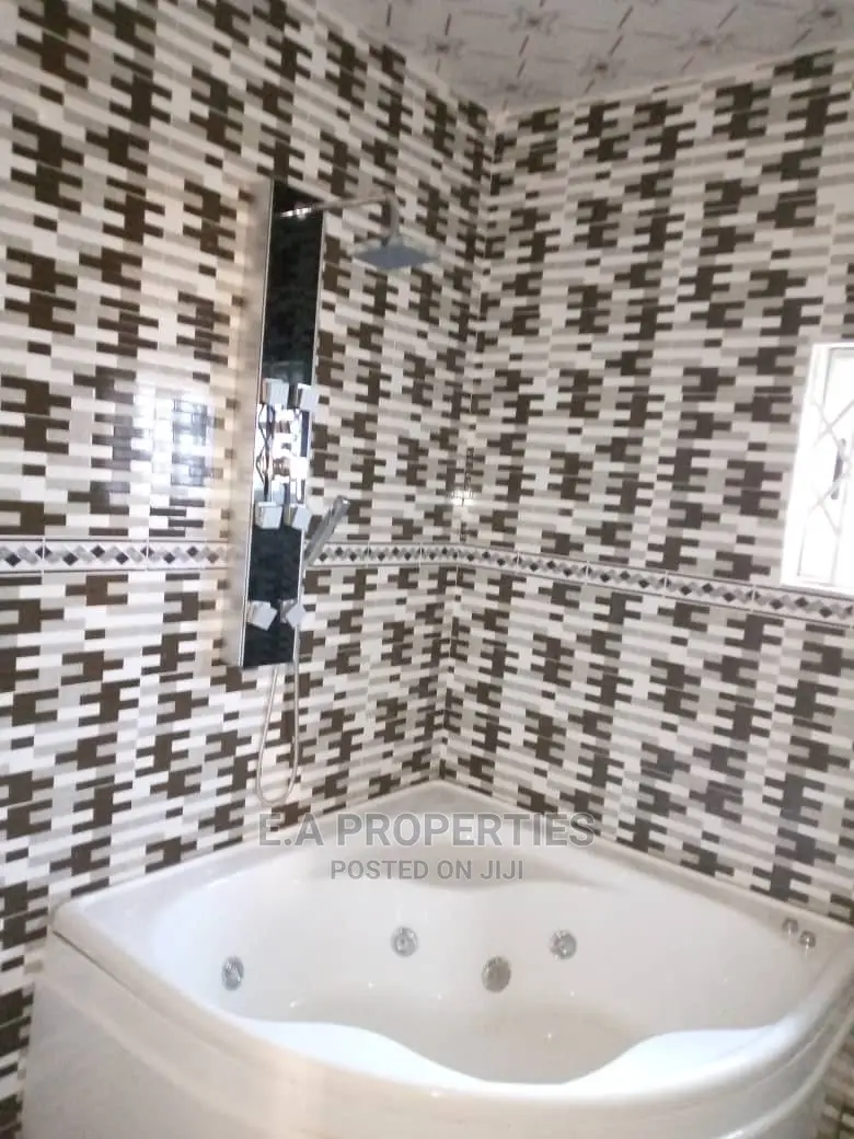 6bdrm Bedsitter in E a Properties, Kas Valley Area for Rent