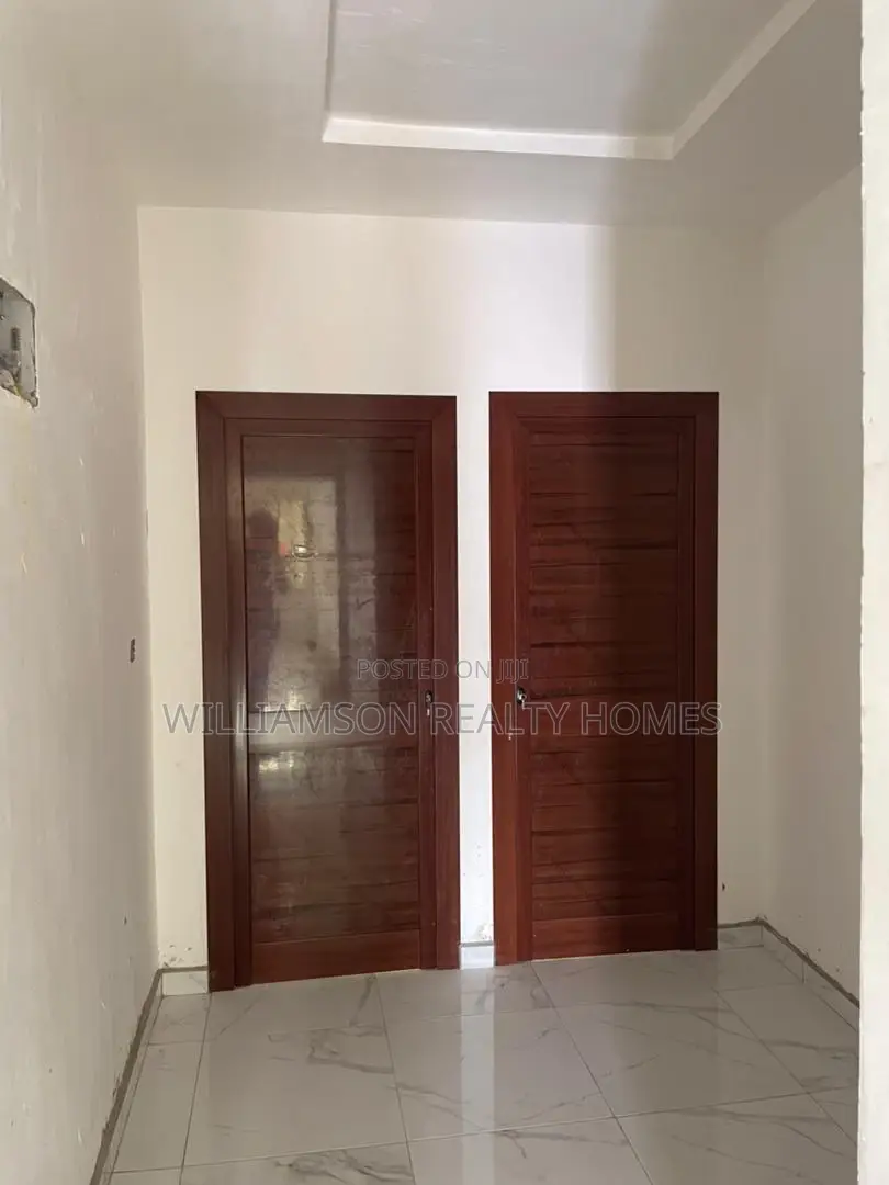 3bdrm House in Devtraco Estate, Spintex for sale