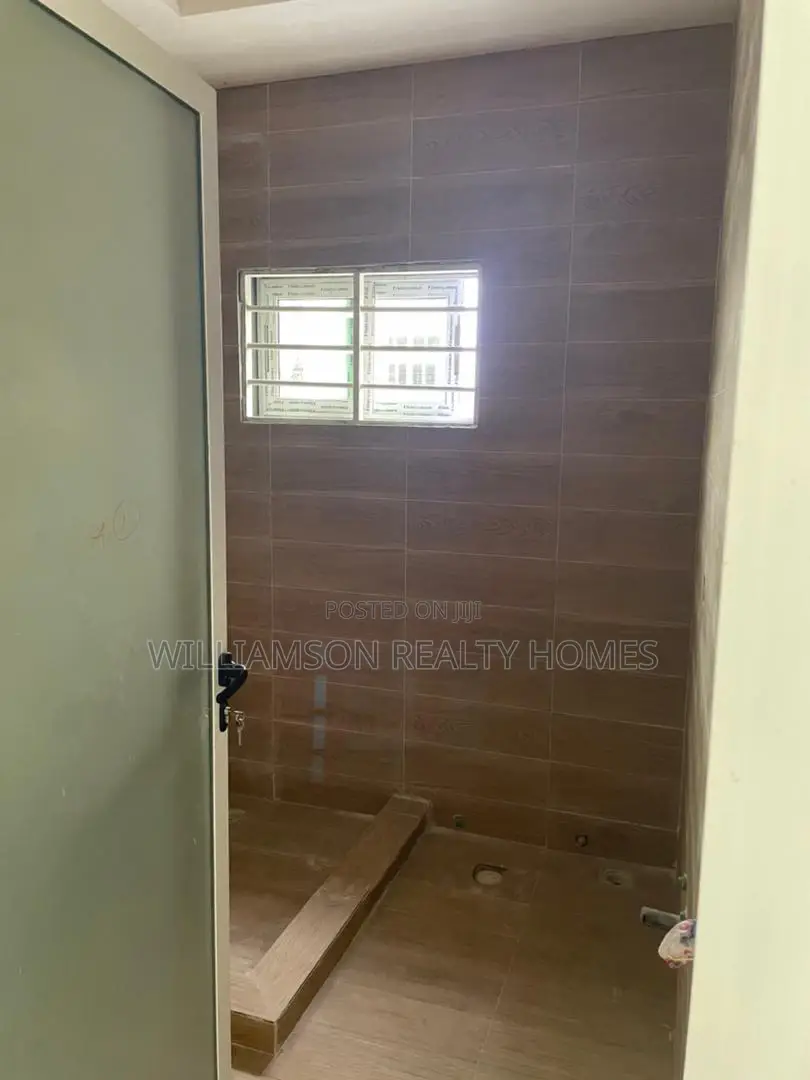 3bdrm House in Devtraco Estate, Spintex for sale