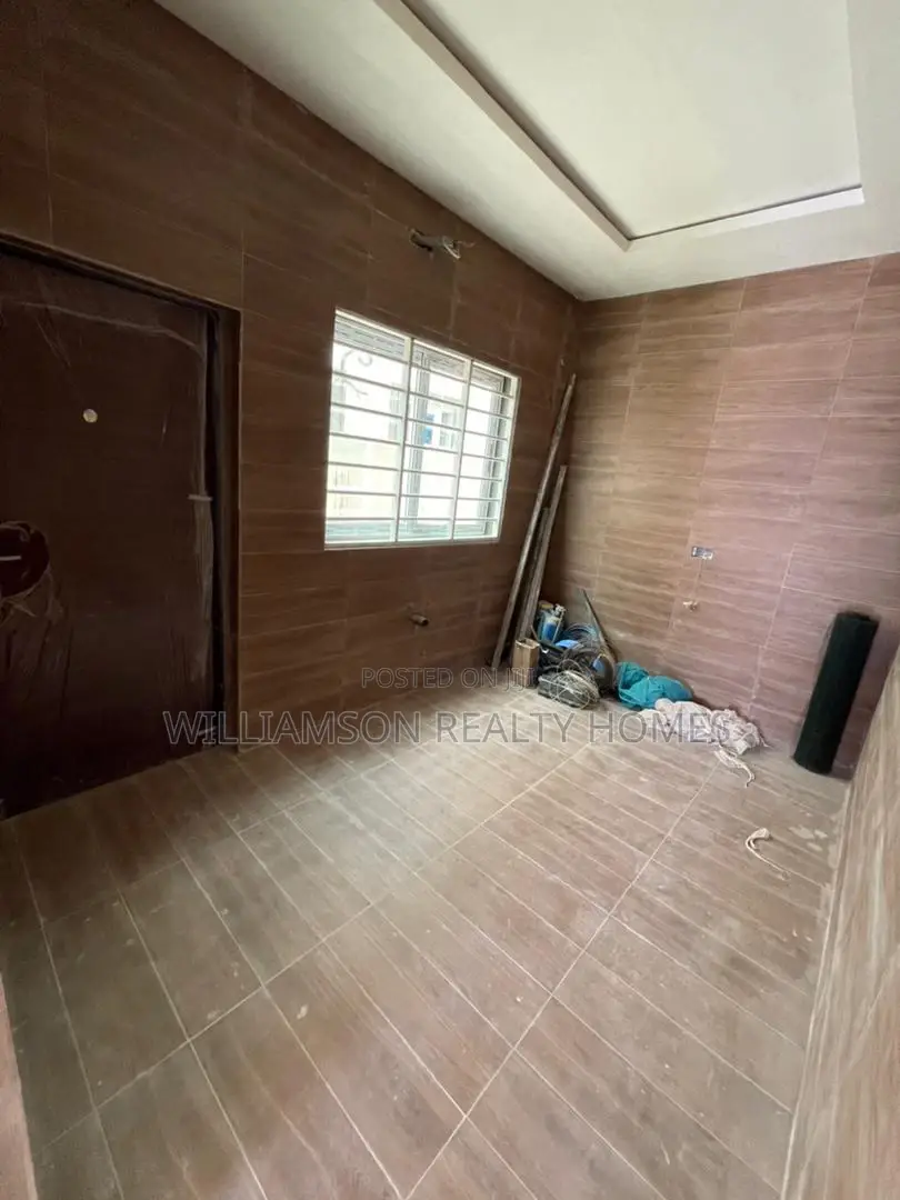 3bdrm House in Devtraco Estate, Spintex for sale
