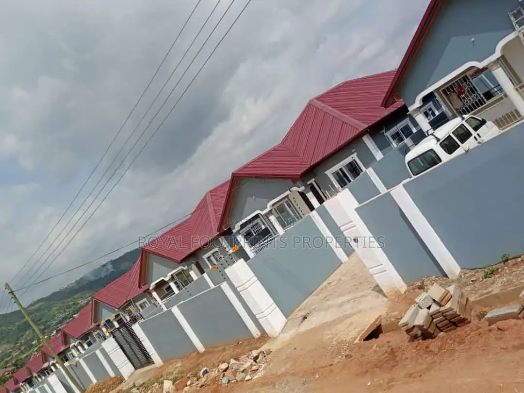 4bdrm House in Accra Metropolitan for sale
