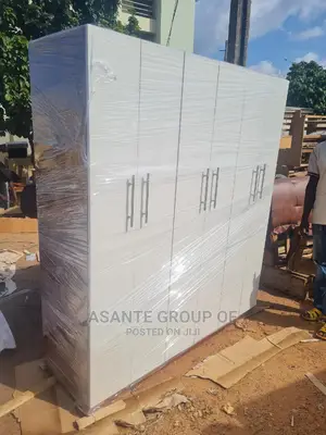 Quality and Affordable Modern Wardrobes