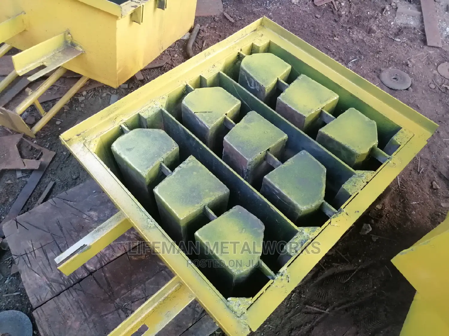 Deckin Block Mould(4 in 1 Block Machine)