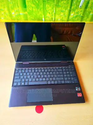 Laptop HP Envy x360 15-cp0013nr 8GB AMD Ryzen SSD 256GB