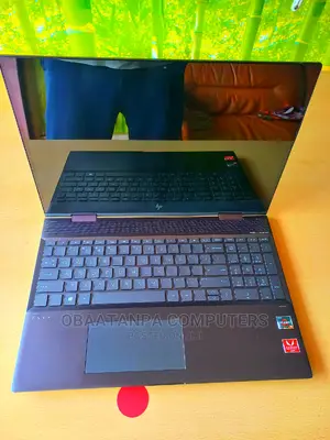 Laptop HP Envy x360 15-cp0013nr 8GB AMD Ryzen SSD 256GB