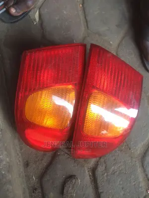 Toyota Corolla 1 10/98 Tail Light.
