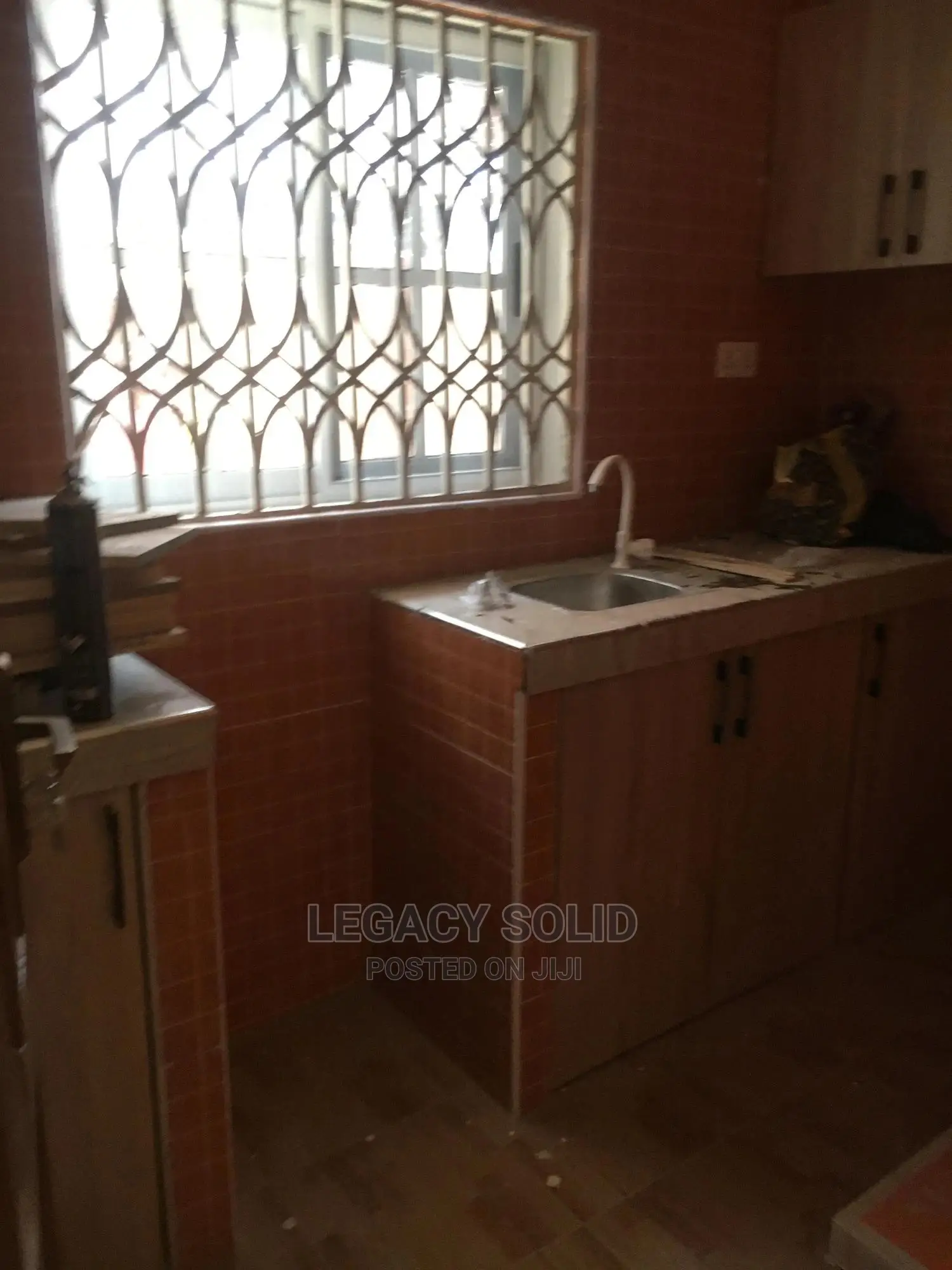 1bdrm Apartment in Legacy Consult, Spintex for rent