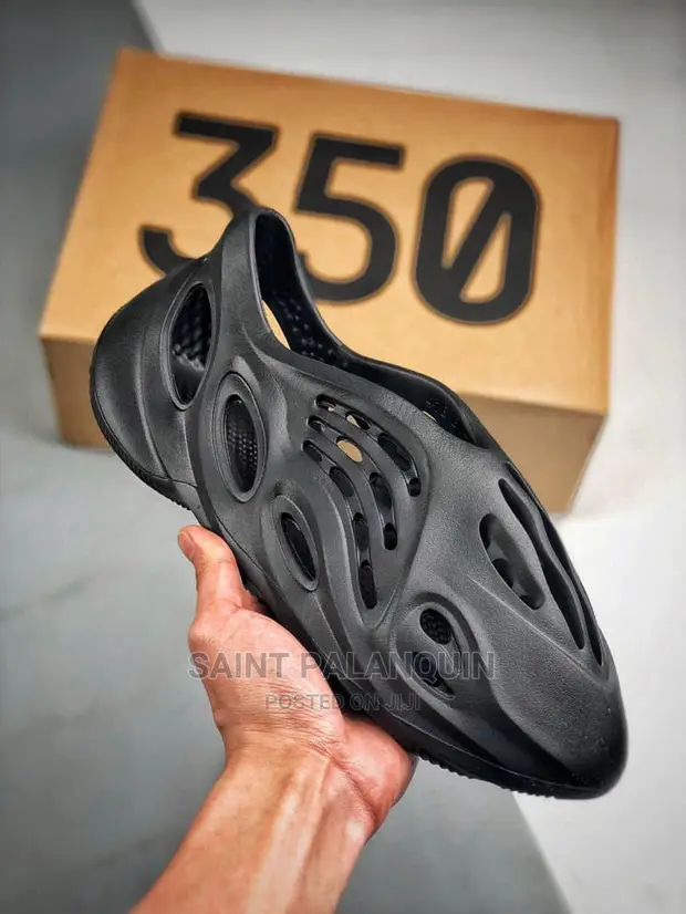 Yeezy Foam Runner in Accra Metropolitan Shoes, St Palanquin