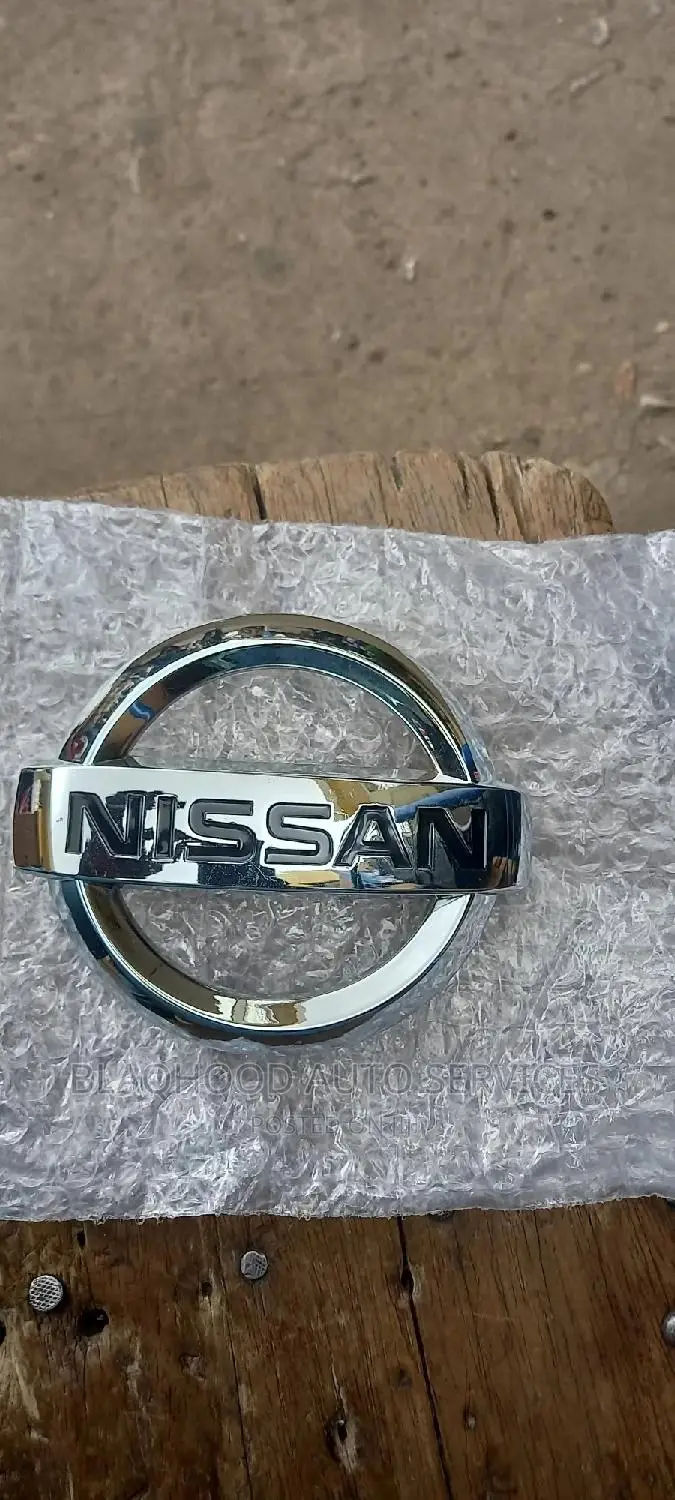 Nissan Sentra/Versa Front CROWN/EMBLEM Available.