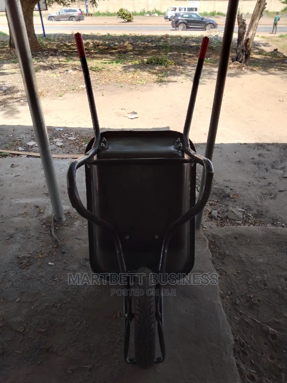 Quality Foreign Wheelbarrow