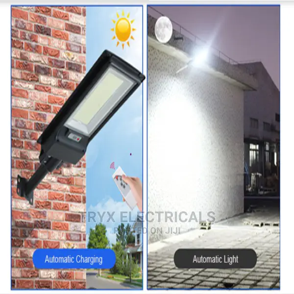 300w Solar Street Light With Remote Control - Black