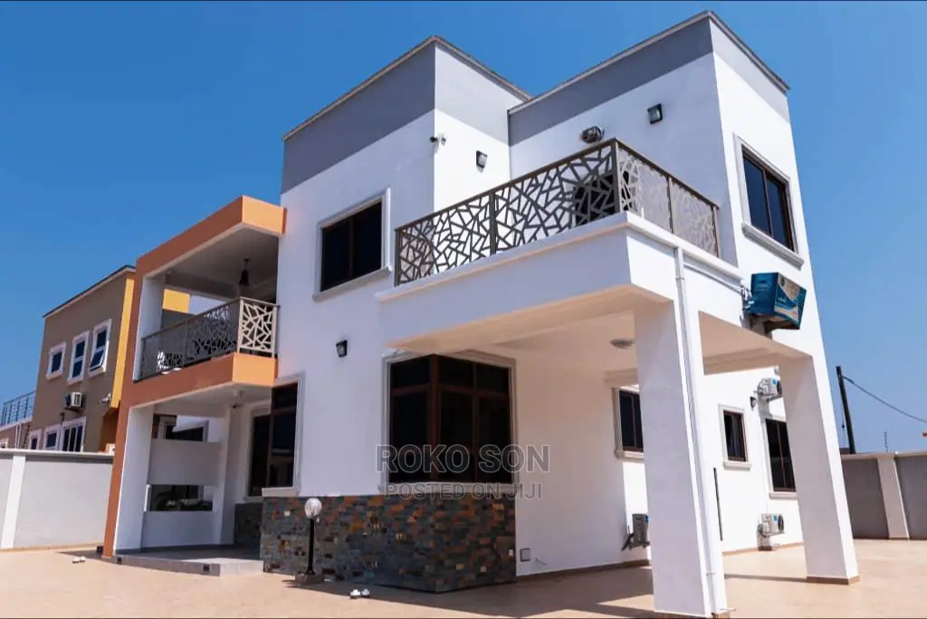 4bdrm Duplex in Dr Roko, Spintex for sale