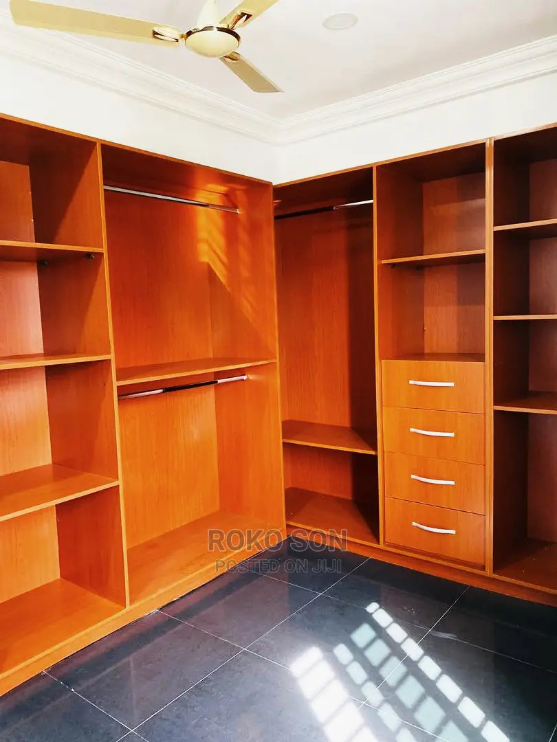 4bdrm Duplex in Dr Roko, Adjiriganor for rent