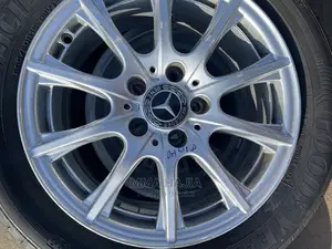 Mercedes Benz Rim 16