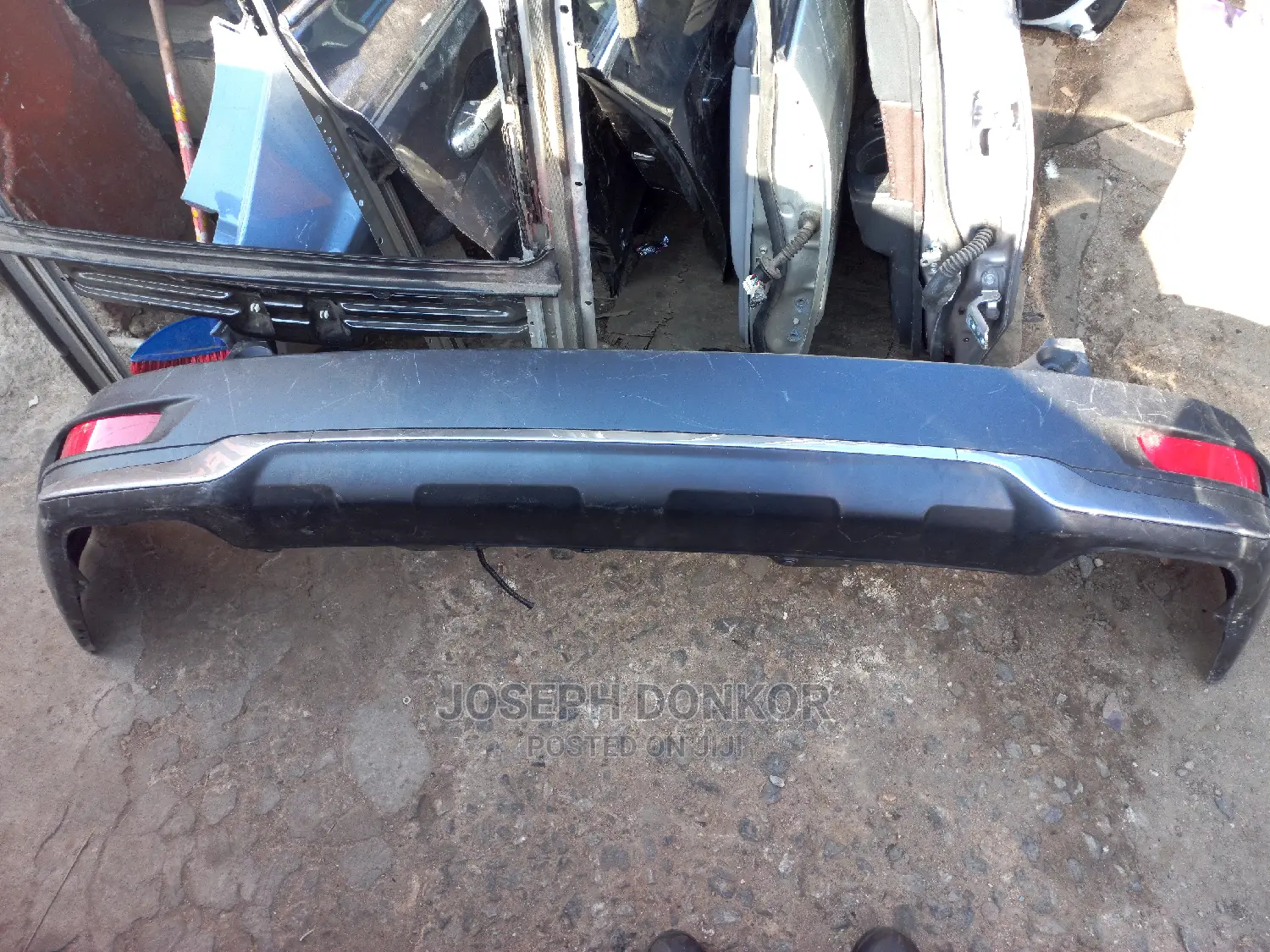 Honda Cr-v 2020,2021,2022 Complete Back Bumper