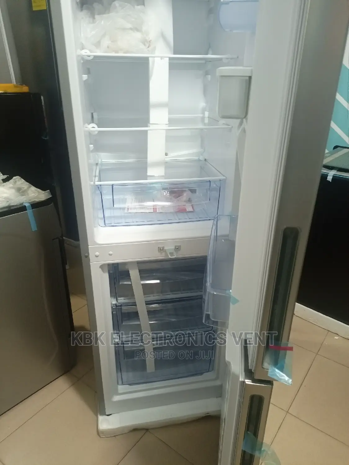 Pearl 250ltr Digital Lock+Key Water Dispenser Fridge