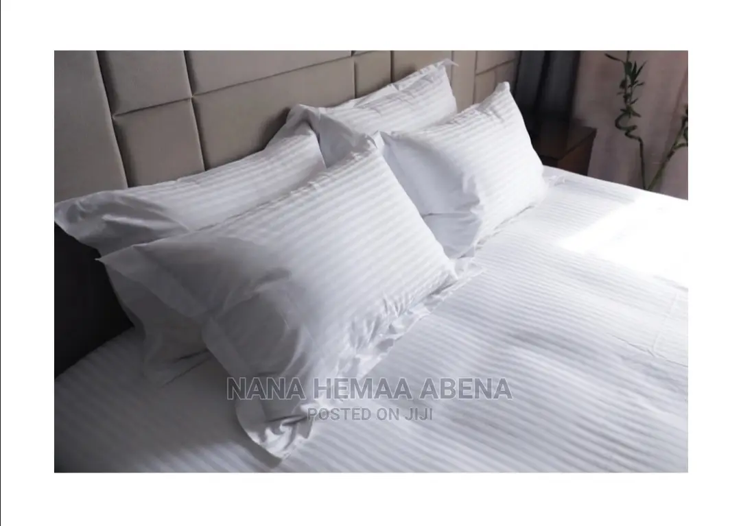 King Size White Quilt/Duvet Cover