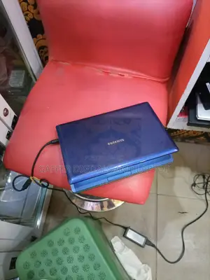 New Laptop Samsung NC10 2GB Intel Atom HDD 160GB