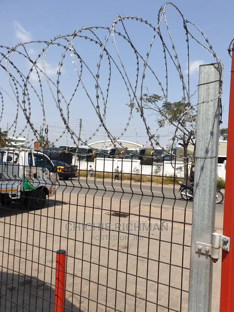 Electric Fence and Razor Wire Installation