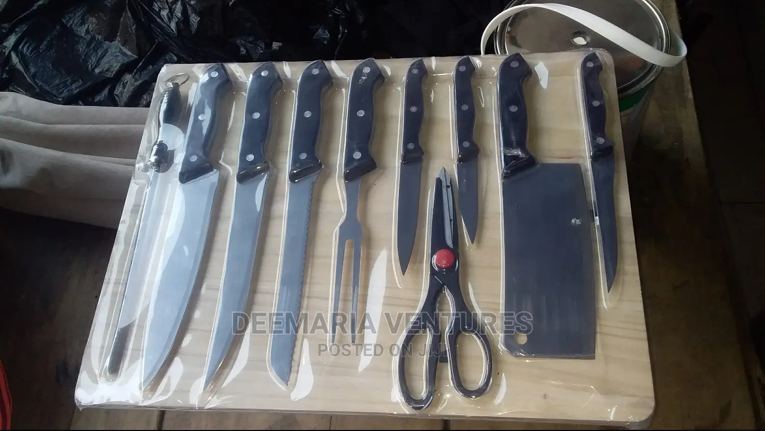 11pcs Knife Set With Cutting Board(German Style)