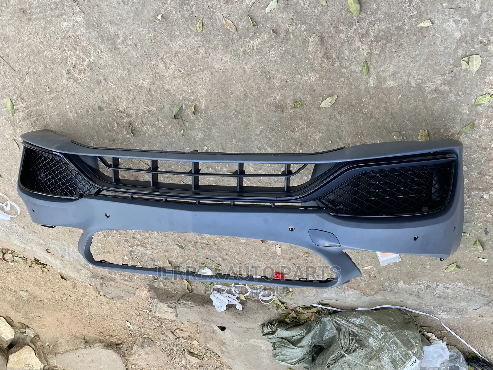 Mercedes Benz 2016-21(W205)C300,C63s, C43 Front Bumper