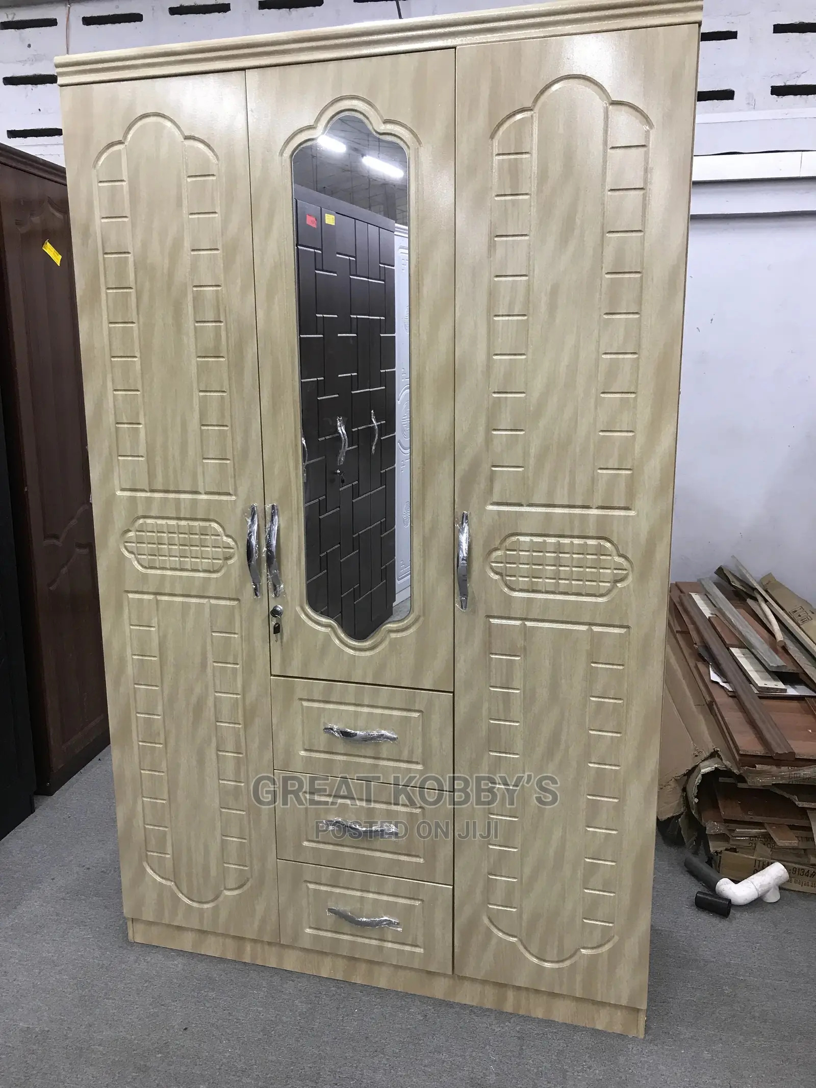 3 Doors Foreign Waredrope