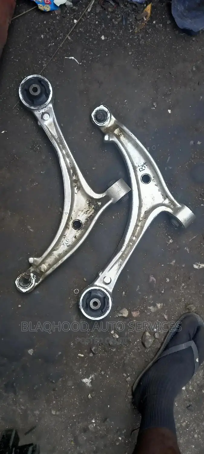 Honda Odyssey 2008 LOWER ARM PAIR Available