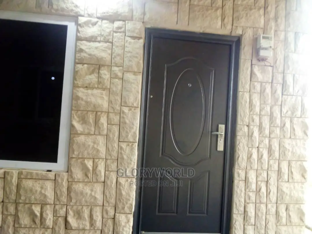 Furnished 2bdrm Apartment in Community18, Spintex for Rent