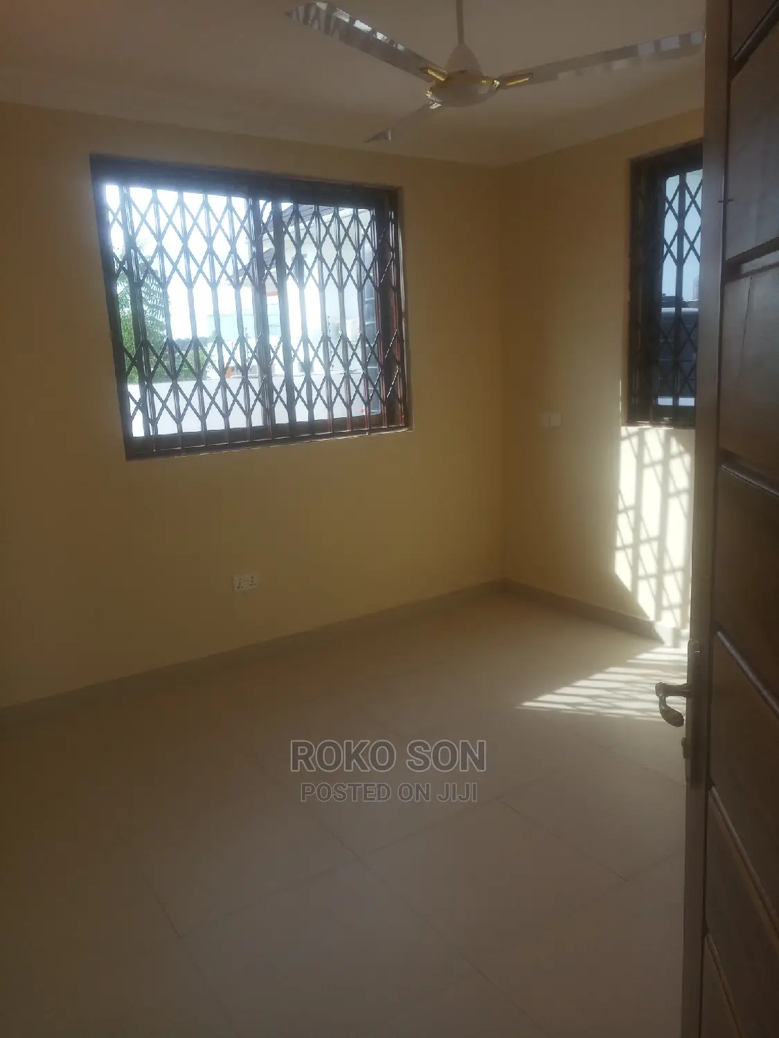7bdrm Mansion in Dr Roko, The Mall for sale