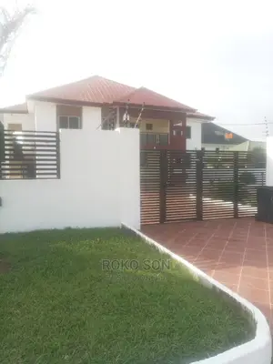 7bdrm Mansion in Dr Roko, The Mall for sale