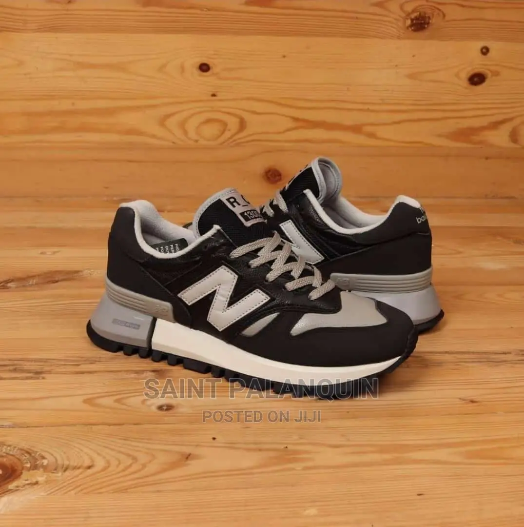 New Balance Sneak
