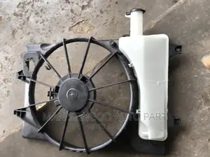 Hyundai Elantra Fan Case 2017-