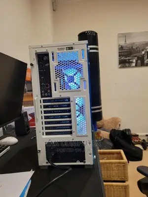 New Desktop Computer MSI Cubi N 8 GL 16GB AMD Ryzen SSD 256GB