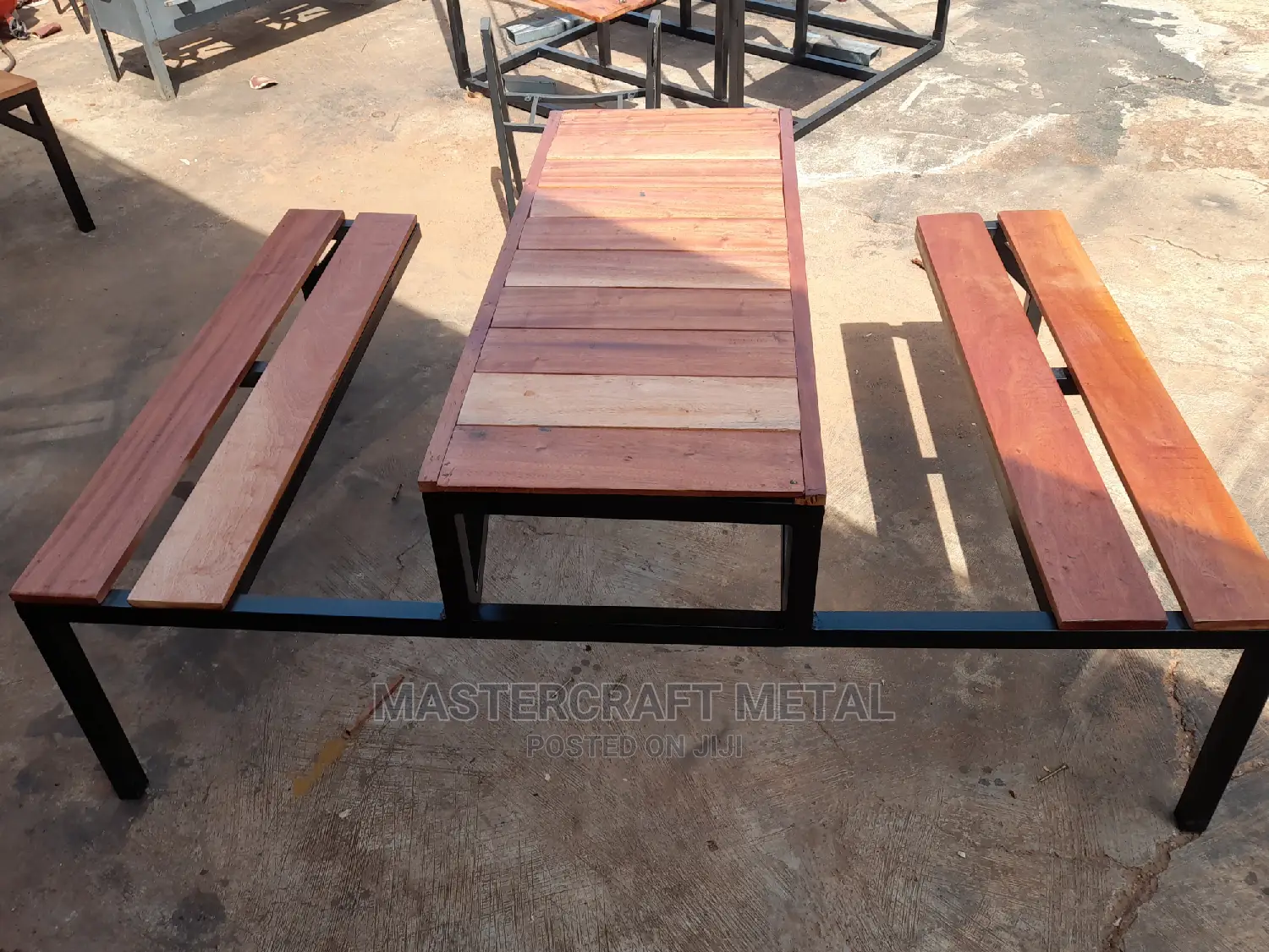 Classy 4 in 1 Seater With Table/ Chairs/ Furniture