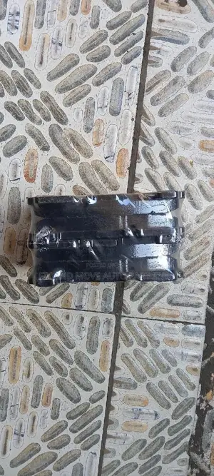 Benz E300/E350/C300 2016 Front BRAKE PAD Pair Available