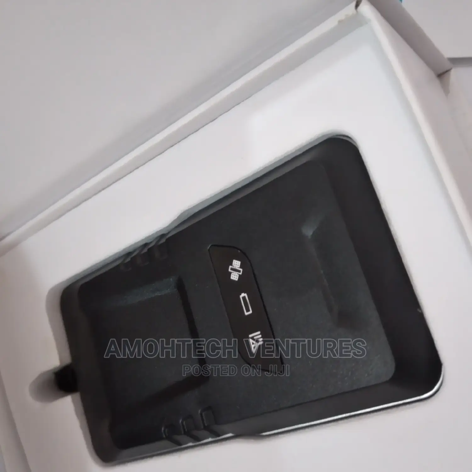 GPS Tracker 24 Volt Car and 12 Volts