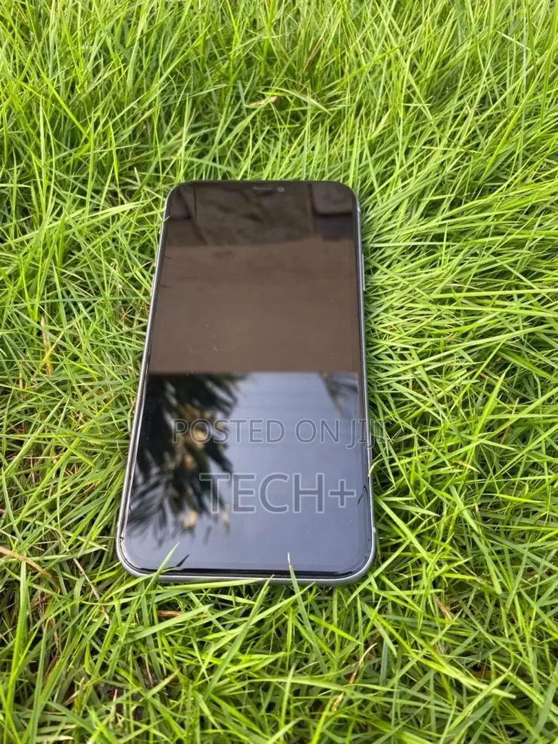 Apple iPhone 11 64 GB Purple