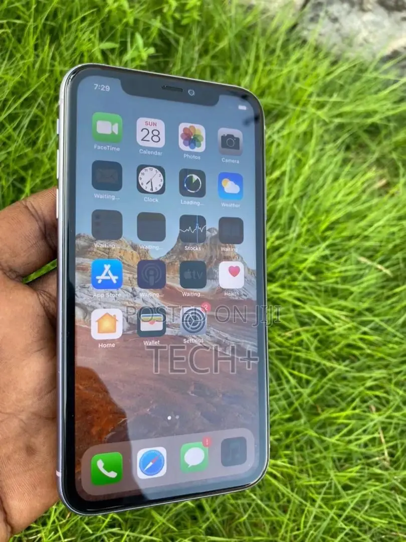 Apple iPhone 11 64 GB Purple