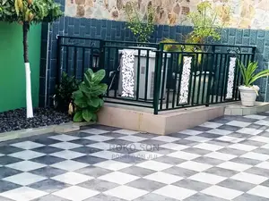 7bdrm House in Dr Roko, Manet Junction for Sale