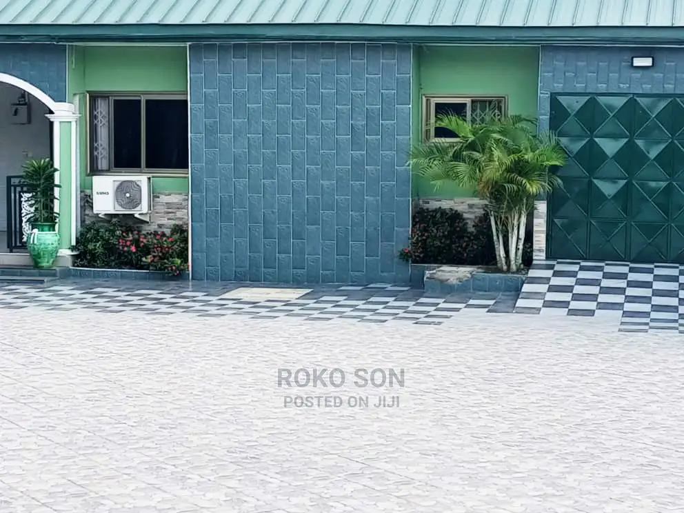 7bdrm House in Dr Roko, Manet Junction for Sale
